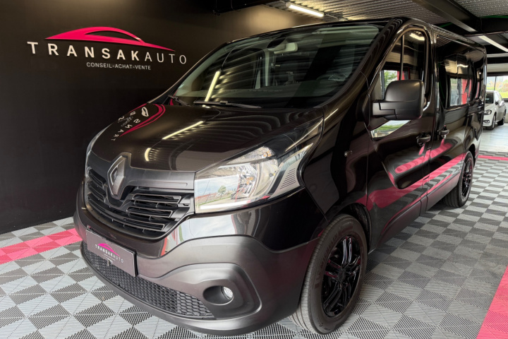 RENAULT TRAFIC COMBI