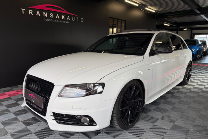 AUDI A4 AVANT