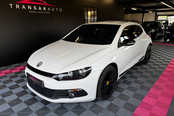 VOLKSWAGEN SCIROCCO
